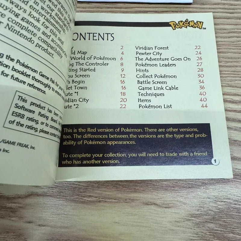 Nintendo Pokemon Red Version GBC: tarjeta de juego en caja con guía del entrenador y manuales