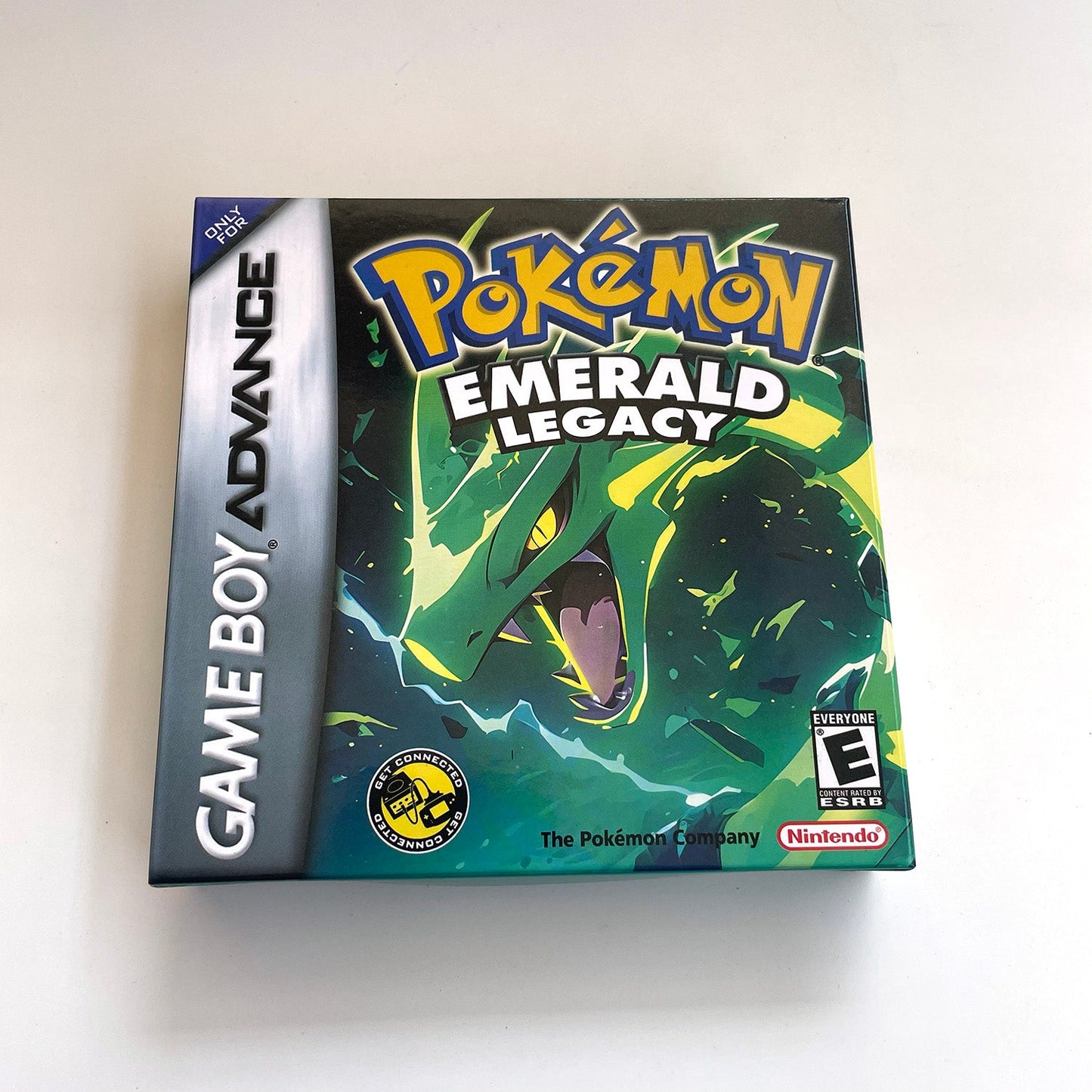 Pokémon Emerald Legacy RTC with Box - Gameboy Advance GBA